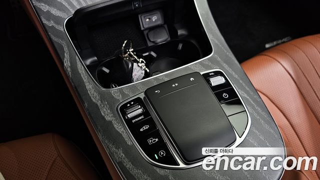 Mercedes-Benz CLS-Class 2022 — photo 12
