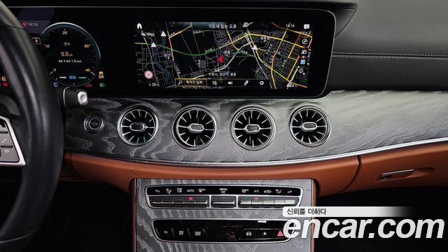 Mercedes-Benz CLS-Class 2022 — photo 19