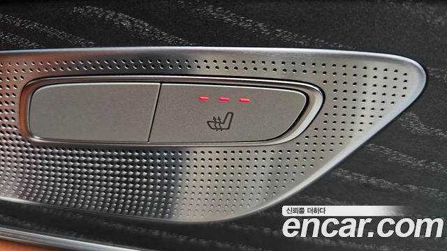 Mercedes-Benz CLS-Class 2022 — photo 24