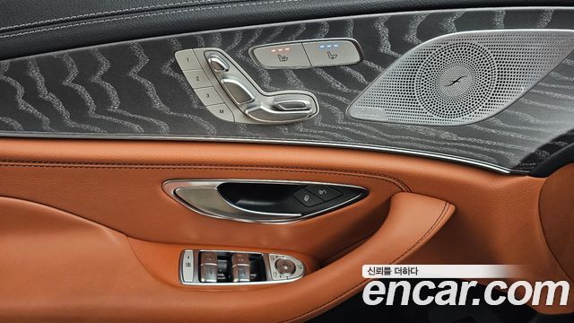 Mercedes-Benz CLS-Class 2022 — photo 27