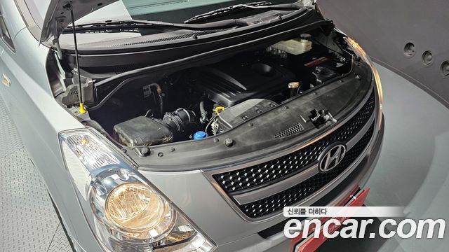 Hyundai Starex 2015 — photo 6