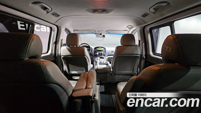 Hyundai Starex 2015 — photo 15