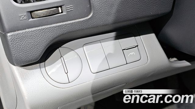 Hyundai Starex 2015 — photo 19