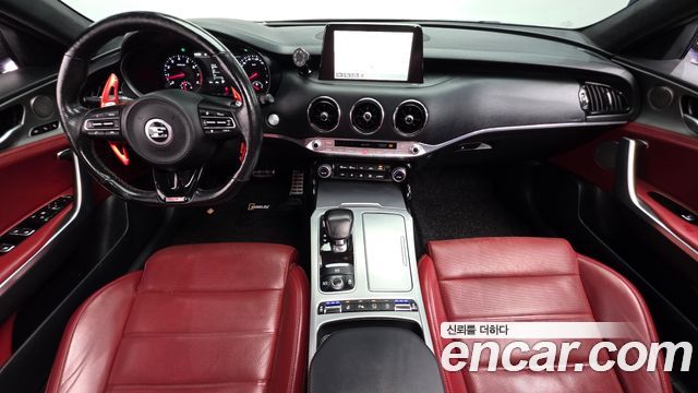 Kia Stinger 2019 — photo 10