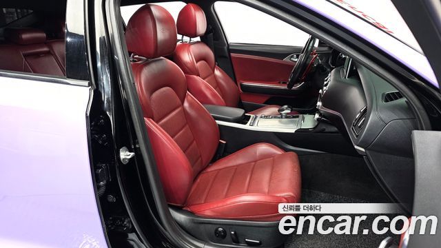 Kia Stinger 2019 — photo 17