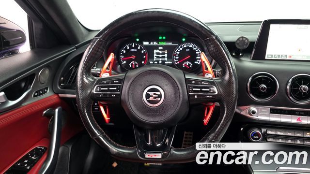Kia Stinger 2019 — photo 19