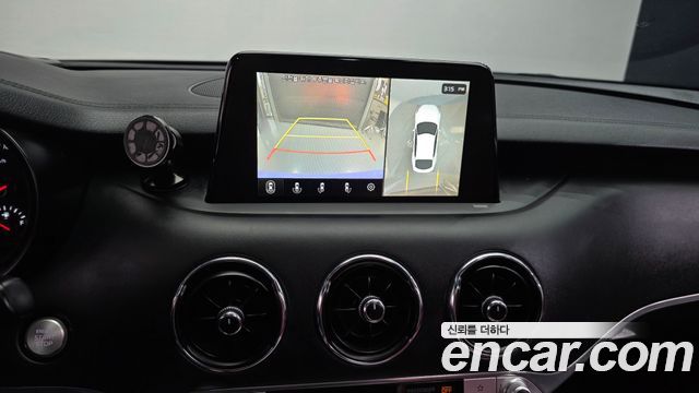 Kia Stinger 2019 — photo 21