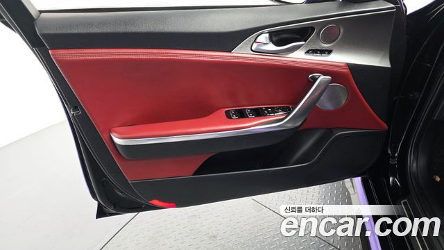 Kia Stinger 2019 — photo 14