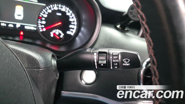 Kia Stinger 2019 — photo 30
