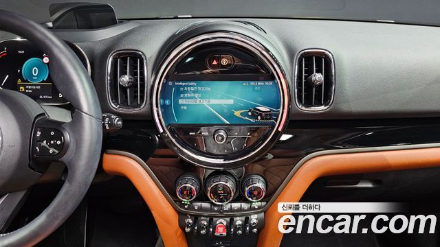 Mini Countryman 2022 — photo 12