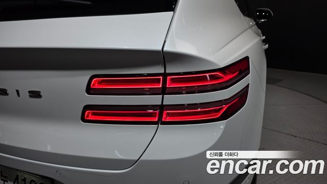 Genesis GV80 2025 — photo 9