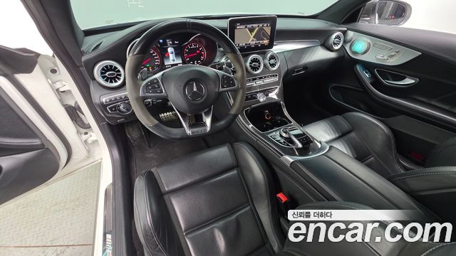 Mercedes-Benz C-Class 2018 — photo 10