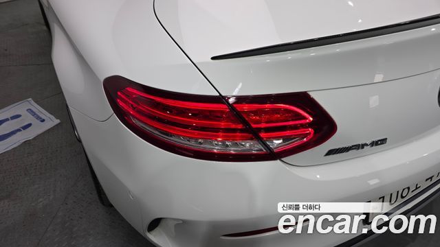 Mercedes-Benz C-Class 2018 — photo 9