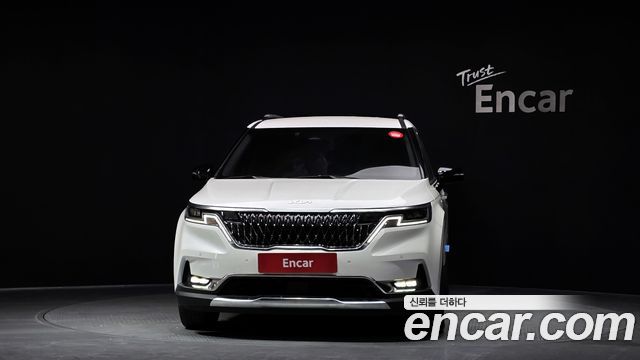 Kia Canival 2021 — photo 3