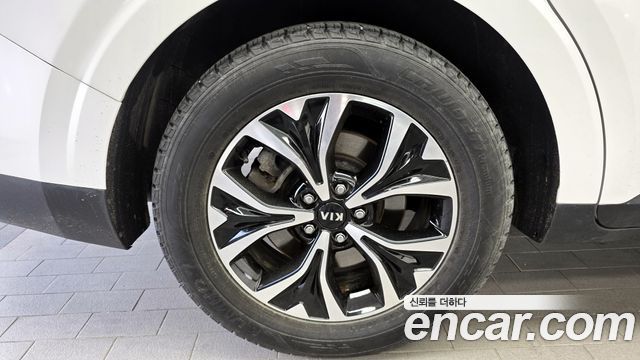 Kia Canival 2021 — photo 5