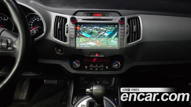 Kia Sportage 2016 — photo 14