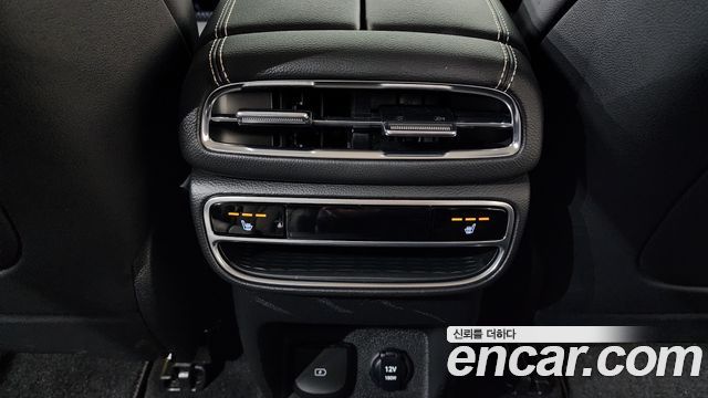 Genesis GV80 2021 — photo 26