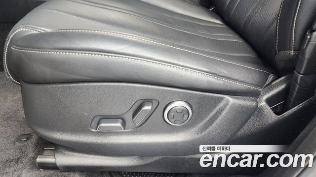 Genesis GV80 2021 — photo 31