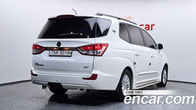 KG Mobility KORANDO 2014 — photo 2