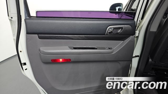 KG Mobility KORANDO 2014 — photo 15