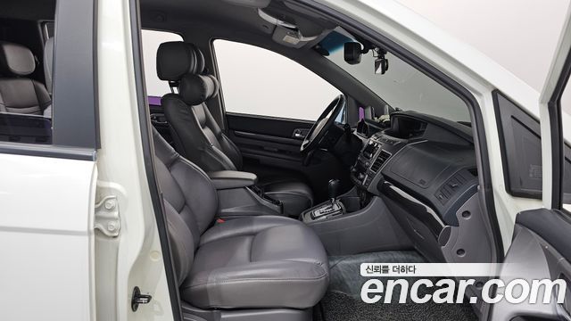 KG Mobility KORANDO 2014 — photo 16