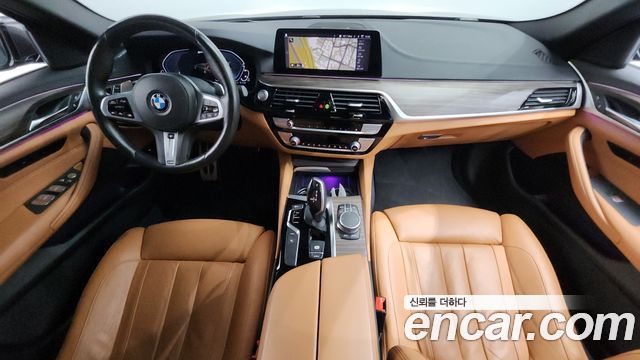 BMW 5-Series 2020 — фото 10