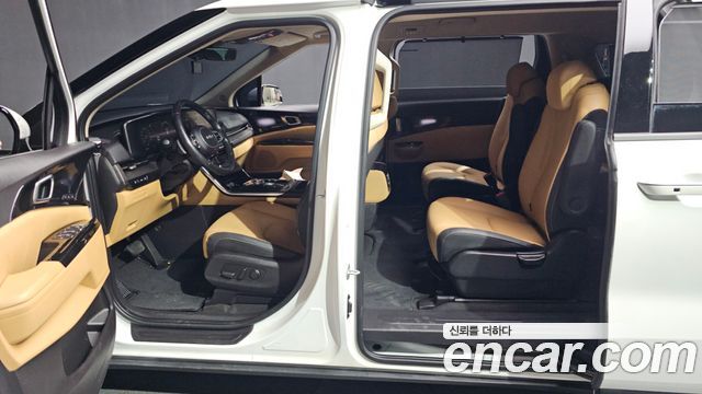 Kia Canival 2022 — photo 13