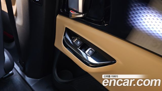 Kia Canival 2022 — photo 25