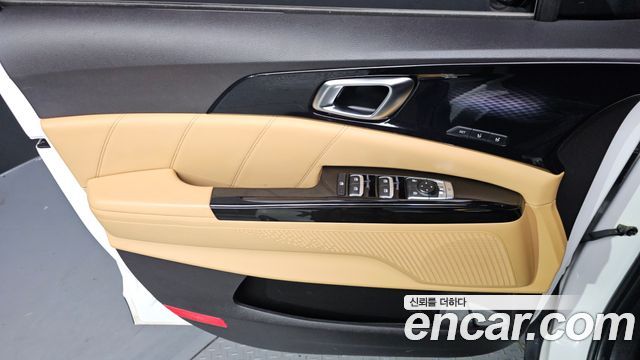 Kia Canival 2022 — photo 14