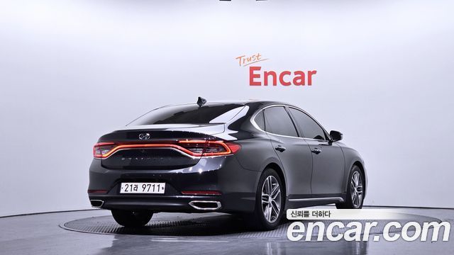 Hyundai Grandeur 2017 — photo 2