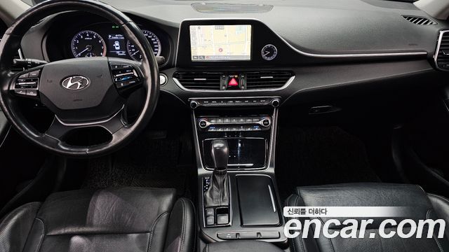 Hyundai Grandeur 2017 — photo 7