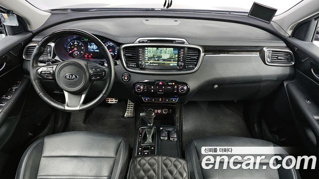 Kia Sorento 2017 — photo 10