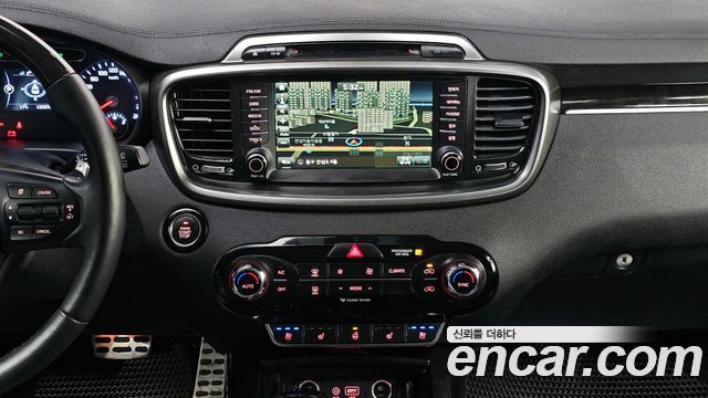 Kia Sorento 2017 — photo 21