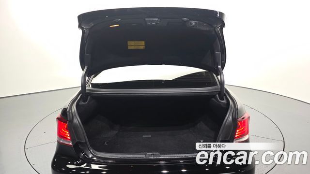 Lexus LS 2014 — photo 20