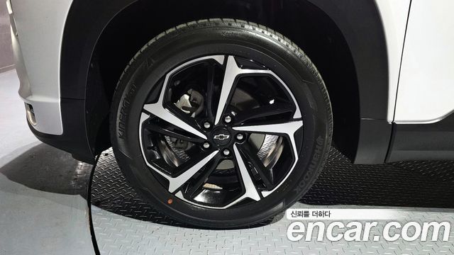 Chevrolet Korea Trailblazer 2021 — photo 5