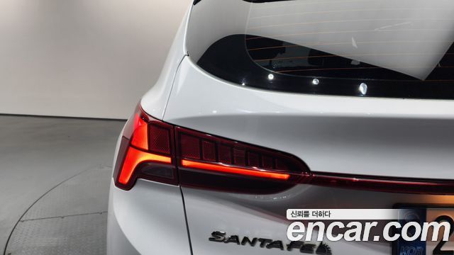 Hyundai Santafe 2021 — photo 9