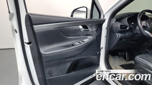 Hyundai Santafe 2021 — photo 14
