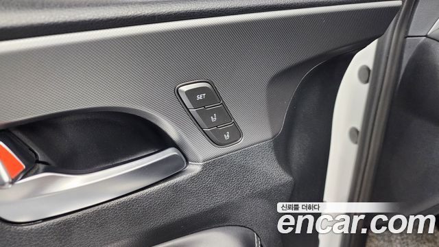 Hyundai Santafe 2021 — photo 30