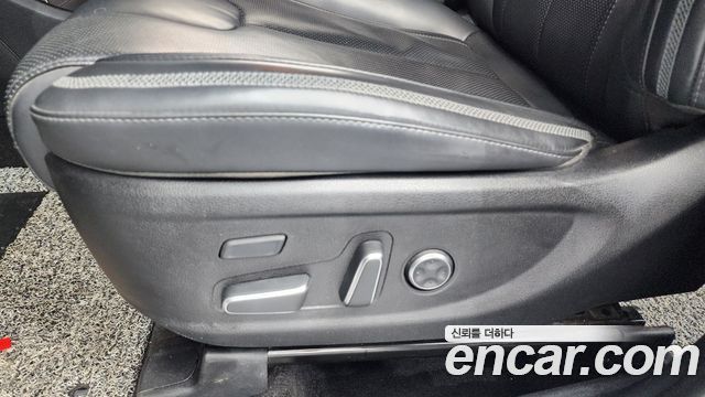 Hyundai Santafe 2021 — photo 31