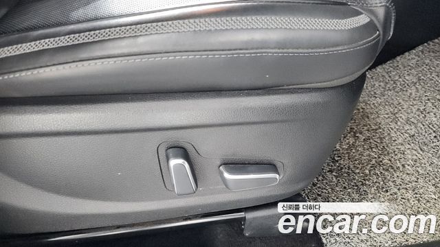 Hyundai Santafe 2021 — photo 39