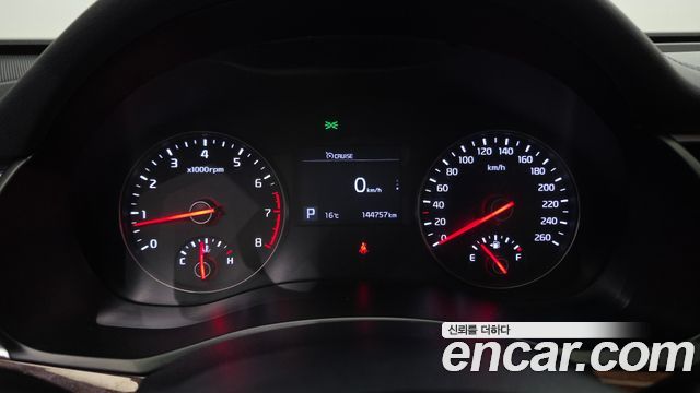 Kia K7 2016 — photo 8
