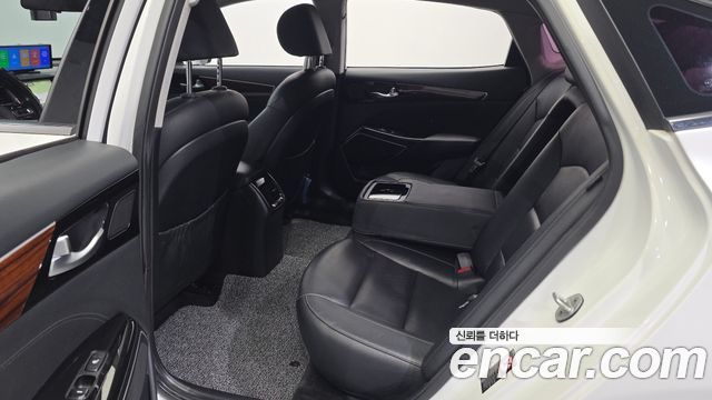 Kia K7 2016 — photo 12