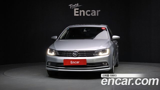 Volkswagen Jetta 2016 — photo 3