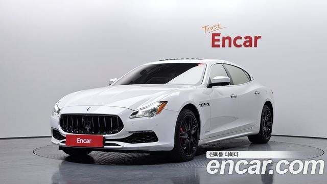 Maserati Quattroporte 2017 — photo 1