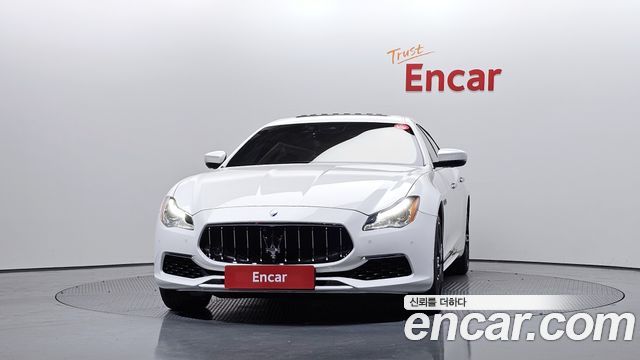 Maserati Quattroporte 2017 — photo 3