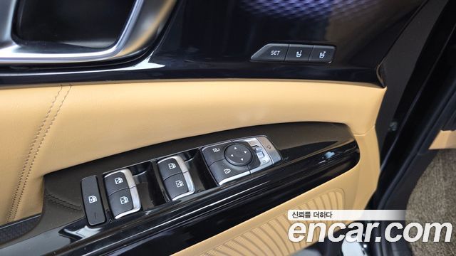 Kia Canival 2021 — photo 18