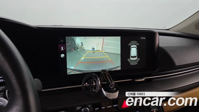 Kia Canival 2021 — photo 22