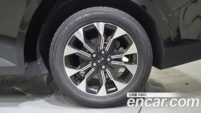 Kia Canival 2021 — photo 7