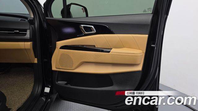 Kia Canival 2021 — photo 15