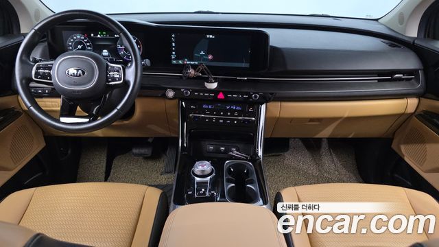 Kia Canival 2021 — photo 27